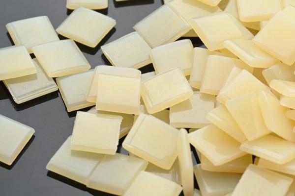 Esparadrapo de borracha do derretimento quente quente industrial amarelo da colagem 7085-85-0 da força
