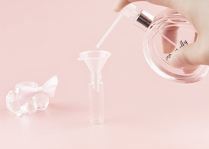 брызги стекла 5ml разливают мини портативную аттестацию по бутылкам CE SGS особенности