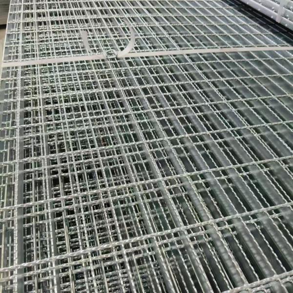Grilles en acier galvanisé: protection contre la rouille