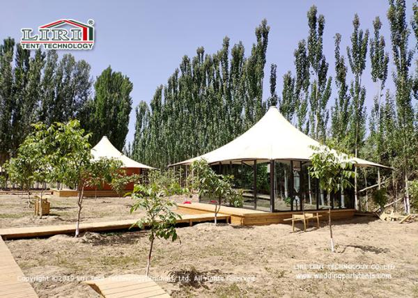 das barracas luxuosas de Glamping da largura de 5m 2 pessoas com sistema de madeira do revestimento