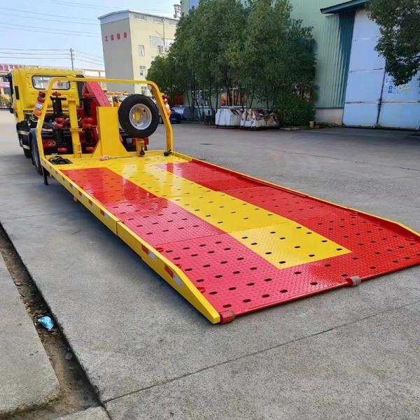 Le véhicule doit être équipé d'un système de traction de freinage de freinage de freinage.