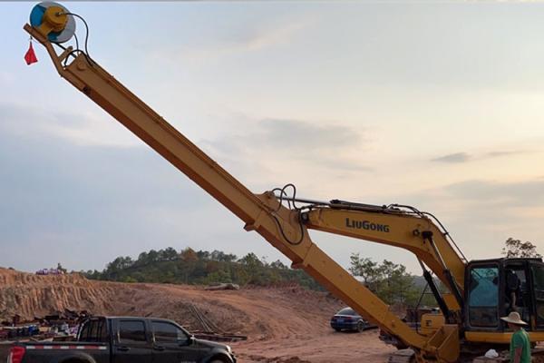 ZX490 Excavator Telescopic Arm ，telescopic boom long reach for sale