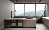 Armarios de cocina de madera clásica moderna y blanca adaptados con almacenamiento de vino de mesa de isla