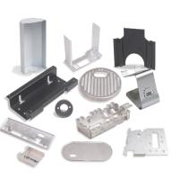 OEM Parties d'estampage de tôle métallique en acier inoxydable en aluminium sur mesure avec services de ponçage et de flexion Fabrication de tôle métallique