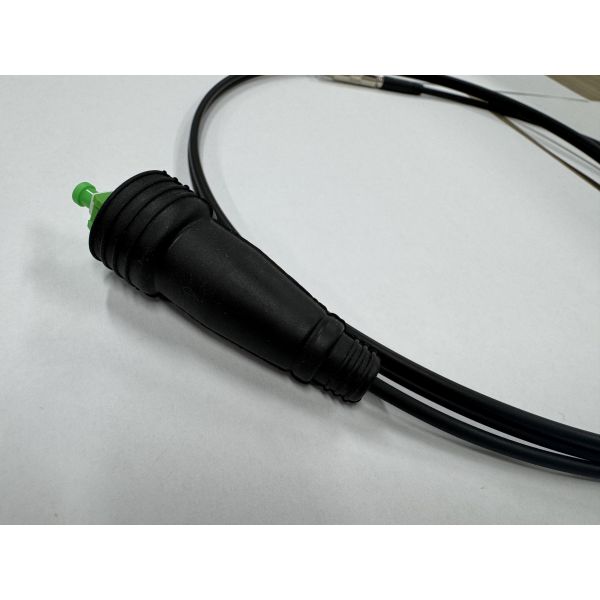 Pushable Pre-connector SC/APC Metal Connector  Fiber Patch Cord Black For Through The Duct And Wall FTTH