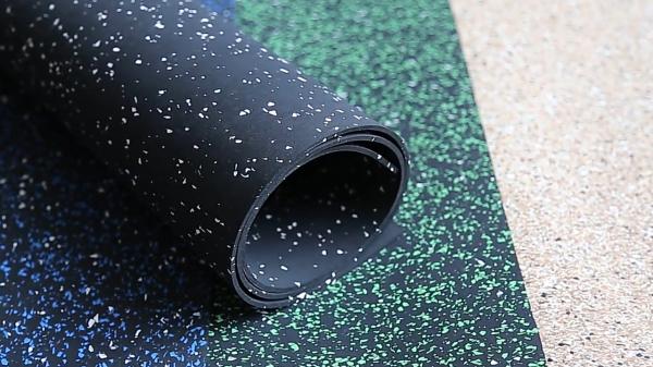 3mm - 12mm Waterproof Rubber Flooring Rolls Customized Rubber Gym Floor Rolls
