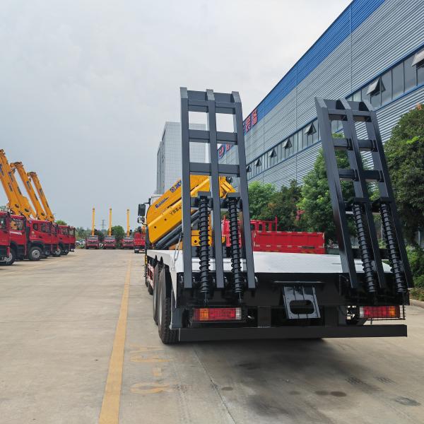 Shacman F3000 15ton Manipulador de Boom Plegable Muñeca XCMG Grúa Camión de carga de cama plana con escalera hidráulica trasera