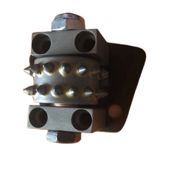 Universal Trapezoid Bush Hammer Roller for Concrete Surface Preparation