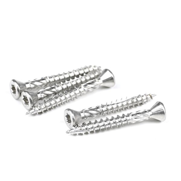 Метрический плоский головный винт для монтажа деревянных покрытий на цементных волокнистых досках длина 40 мм