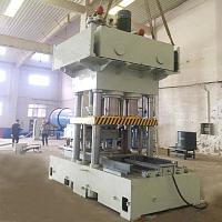 Máquina de madeira automática da fabricação da pálete para o desperdício Aspen Pine da reutilização
