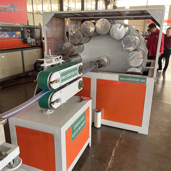 Промышленные пластиковые экструзионные машины для производства труб из ПВХ