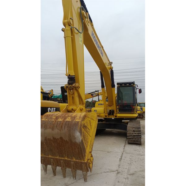 Pc240 использовало экскаватор KOMATSU 24 тонны экскаватора Crawler