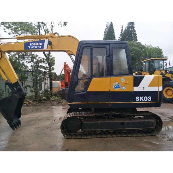 Kobelco SK03 SK07 SK200 EX200 Japan Made Cheap Price Mini Crawler Digger Excavator For Sale