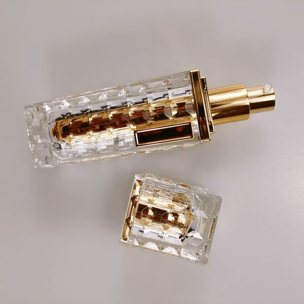 Acrylic Lotion Pump Bottle 30ml 50ml 100ml Customized Square for Beauty Care Products