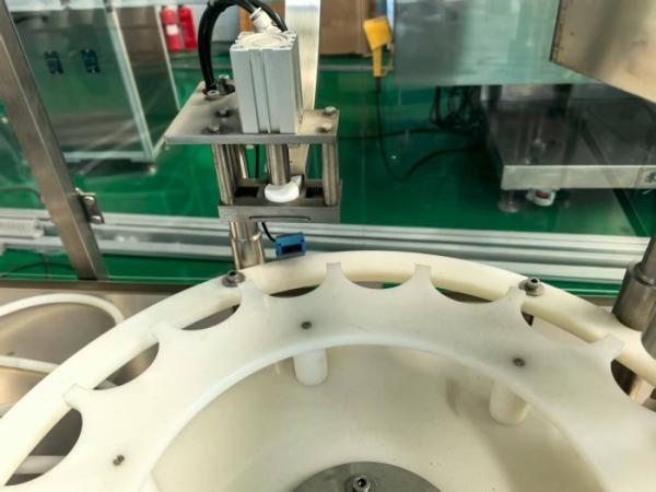 Máquina Llenadora de Líquidos para Viales de Botellas de Vidrio y Plástico de 5-1500ml – Con Función de No Botella No Lavado, Alarmas Automáticas y Fiabilidad del Fabricante Original