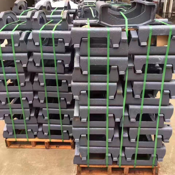 Forged Cast Excavator Undercarriage Parts Chain Guard