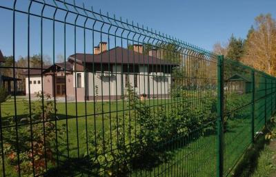 5mm Wire Diameter 3d Panel Fence , Green Color Welded Metal Fence Powder Coated