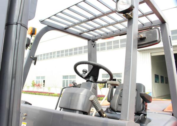 7 Tons Diesel Industrial Forklift Truck With 197MM Free Lift Height