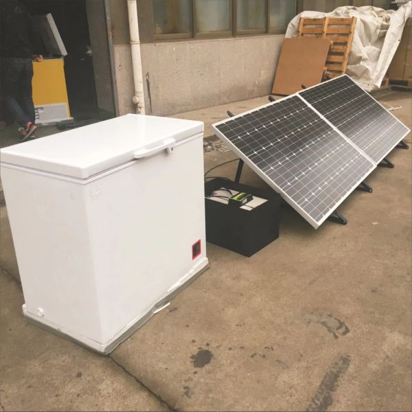 Energy-Saving Solar Powered Fridge Freezer Refrigerator 450*410*655 Inches Dimensions