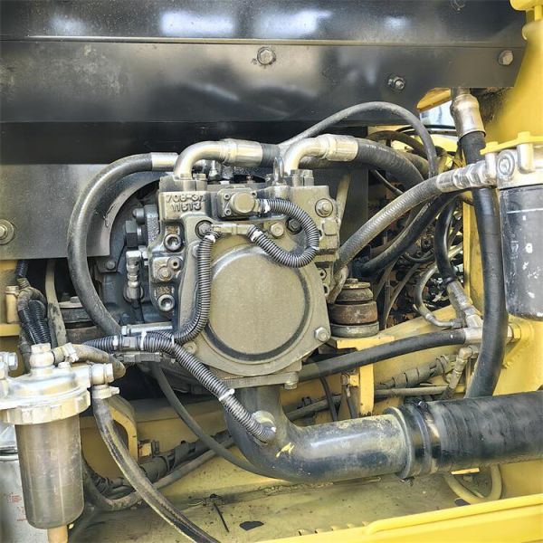 PC160-7 Komatsu 16 tonnes Excavateur utilisé Excavateur machine résistant aux intempéries