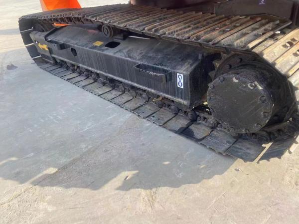 Original ISUZU Engine Used Hitachi EX120 Excavator 12 Ton Crawler Chain in Shanghai