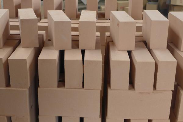 Lightweight Refractory Insulating Fire Brick For Lime Kiln / Carbon Furnace
