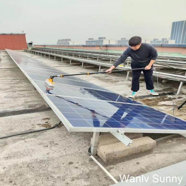 Limpador de painéis solares de borracha manual com poste telescópico Projetado por Wuxi Wanlv Sunny