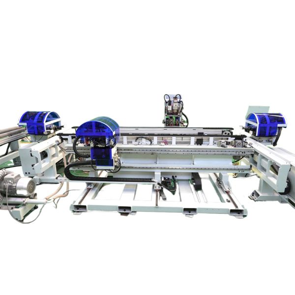 Centro de mecanizado inteligente para herrajes de paneles de puertas con ingeniería de precisión avanzada y modos de producción flexibles para la integración de fábricas inteligentes