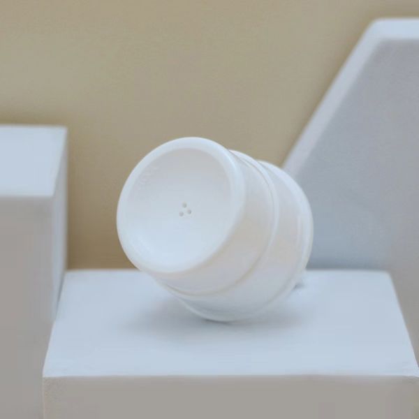 Pampilla de eliminación de esmalte de uñas de plástico de PP 24/410 28/410 33/410 con tapa de tapa