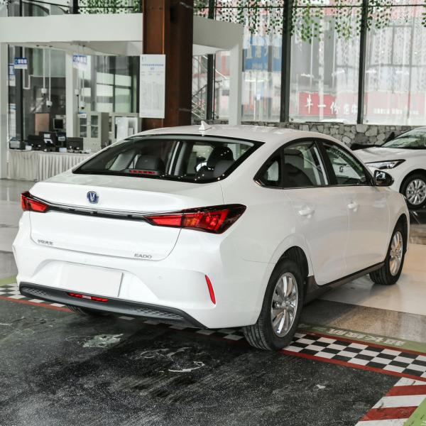 5 lugares Sedan ChangAn EV Carros Yidong Pure Elétrico 4 Portas