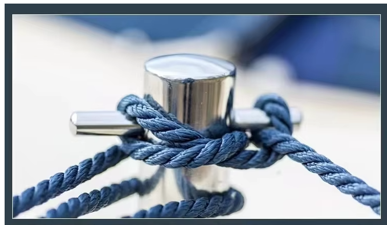 Proveedor de hardware marino, amarre de alta resistencia, bitas de bocina doble marinas, bolardos de hierro fundido cruzados, bolardo marino