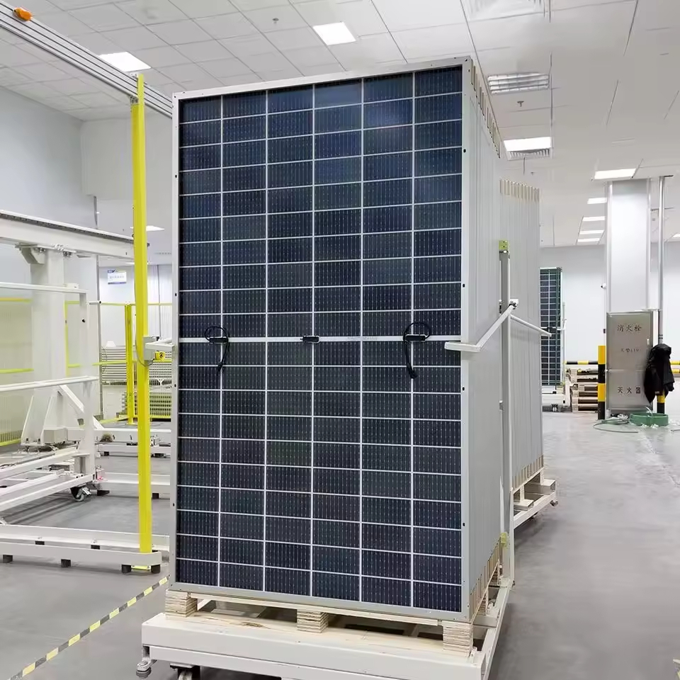 500-550W Solar Plate Long Cycle Life Black Solar Panel Power Solution for Home Energy Projects