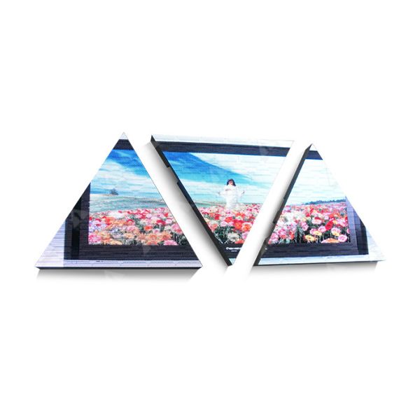 Cabinet adapté aux besoins du client polychrome créatif d'affichage à LED de l'affichage à LED de triangle P6