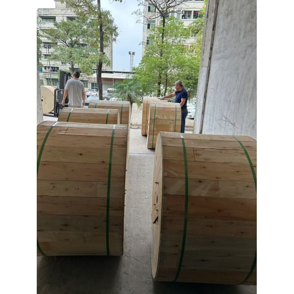 Non-metal Outdoor Fiber Optic Cable GYFTY 144 Core Single Mode G652D