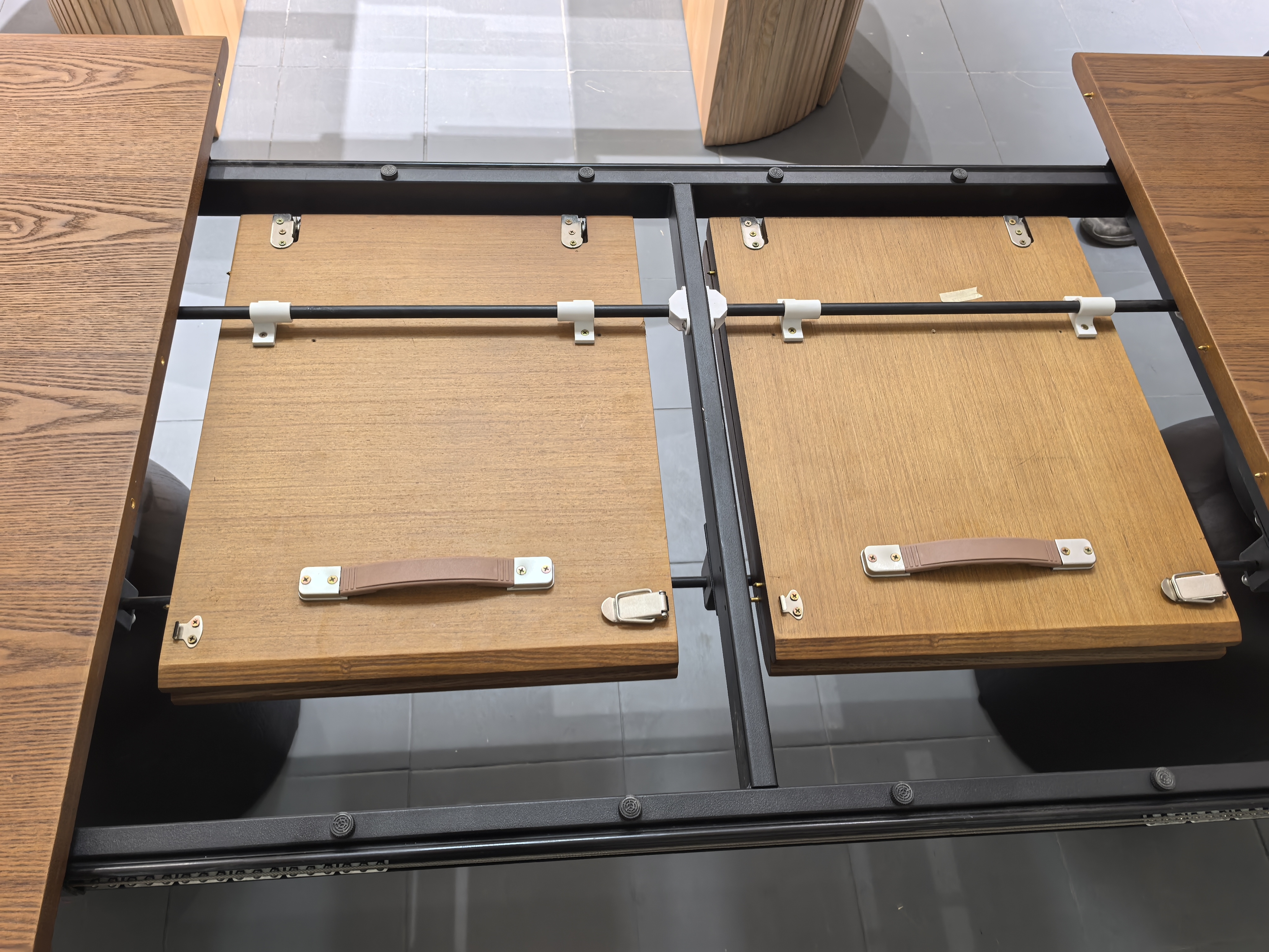 High Quality OEM ODM Extentable Solid Wooden Dining Table Set for Home Office Restaurant Kitchen or Hotel