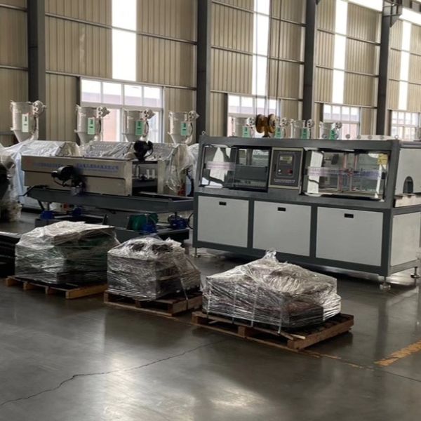 High Speed PE PVC PP Plastic Single Wall Corrugated Pipe Extrusion Line / Flexible Conduit Tube Making Machine
