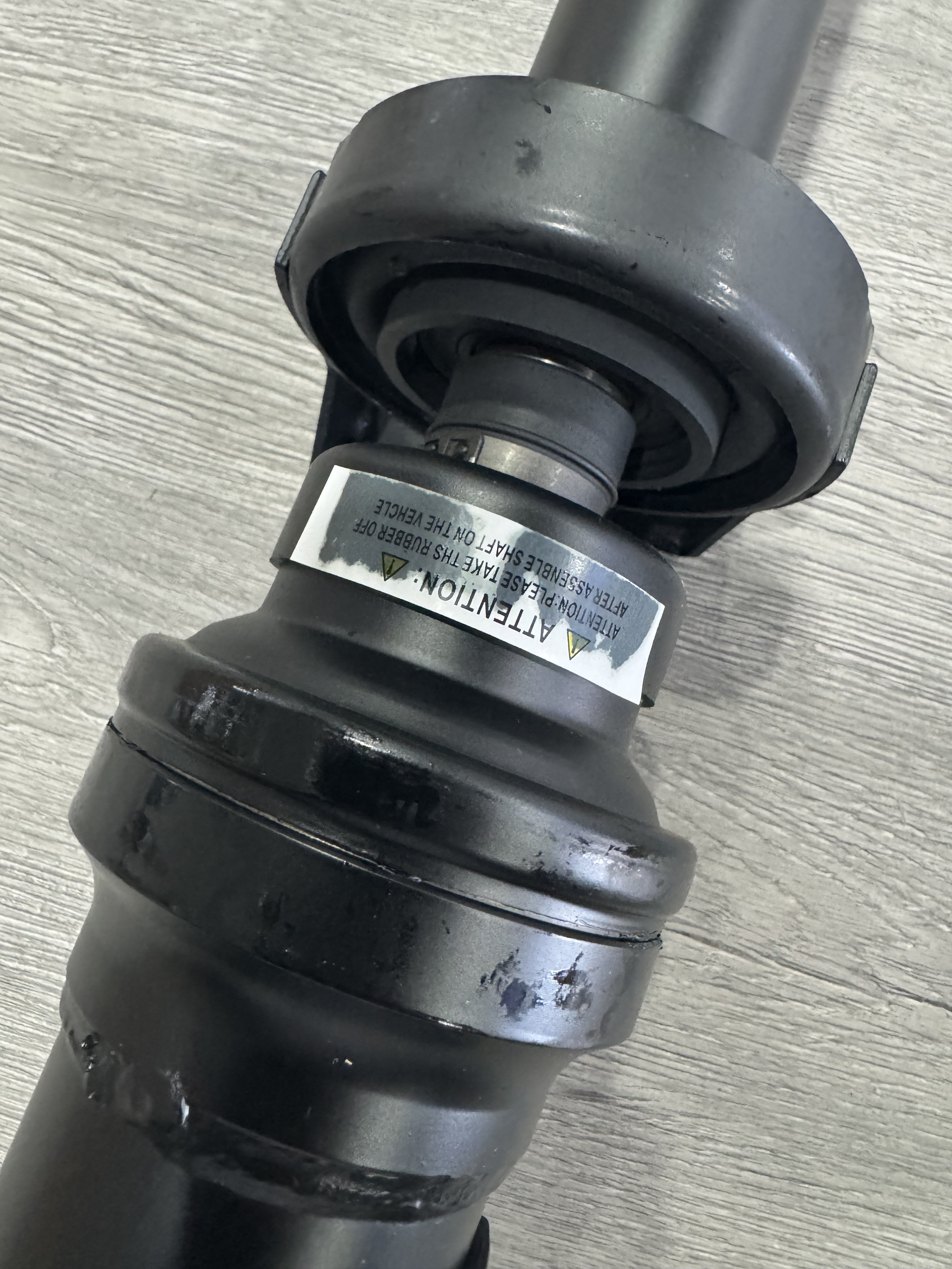 High-quality drive shaf  7L0521102B  for imported Volkswagen Touareg