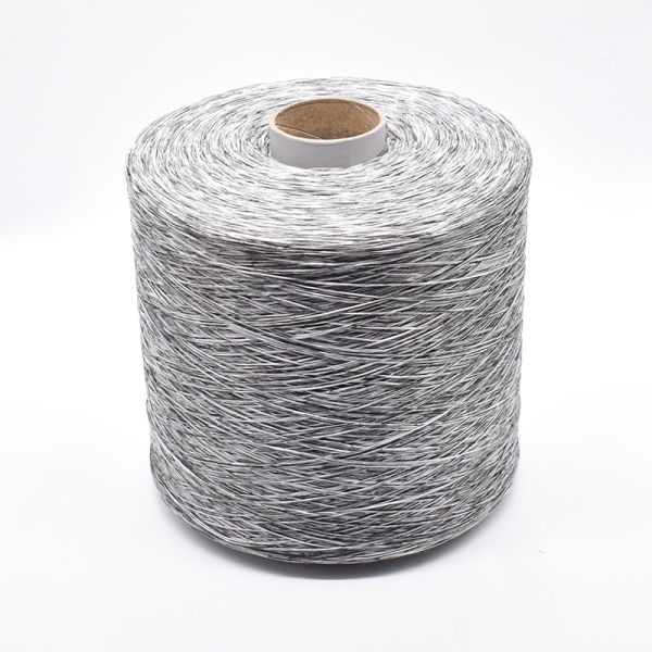 Twist CLJ Polypropylene BCF Yarn Alkali Proof Anti UV For Carpet Rug Bulk