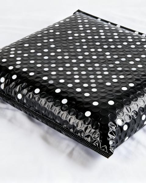 Easy-tear Self-sealing Plastic Bubble Mailer with Puncture Resistance and Various Sizes Available