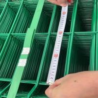 Recinto de malla de alambre soldado curvado 3D revestido con PVC Ecológico 2m 2,5m de longitud