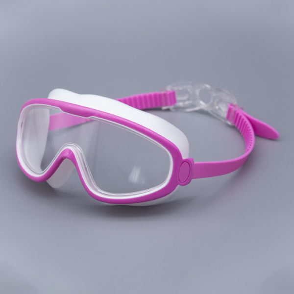 Children's Swim Goggles with Adjustable Strap Anti-Fog PC Lenses and UV Protection for Ages 3-14