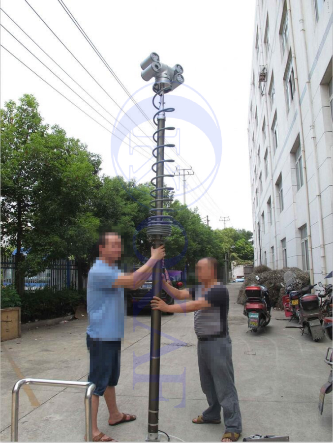 IP66 48000lm 5.5m CCTV Pneumatic Camera Pole Telecommunication