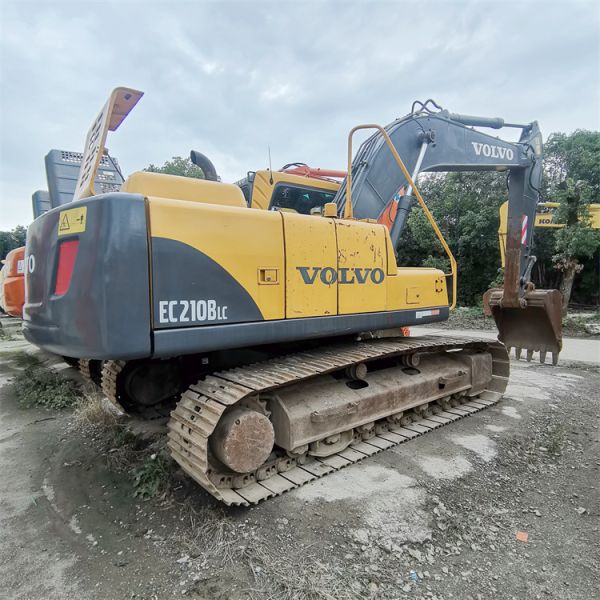 Used 21 Ton Volvo EC210BLC Crawler Excavator with Original Hydraulic Pump in Korea