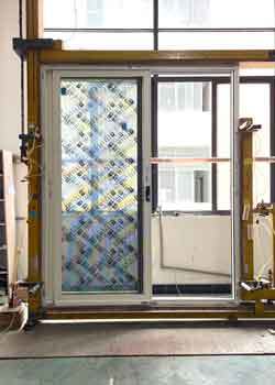 AS152 Series Sliding Door with Minimalist Narrow Frame Design for Panoramic Clear View in 6063-T5 Aluminum Alloy