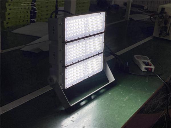 Da luz alta IP65 200W do mastro do diodo emissor de luz luzes de inundação exteriores brancas mornas do diodo emissor de luz