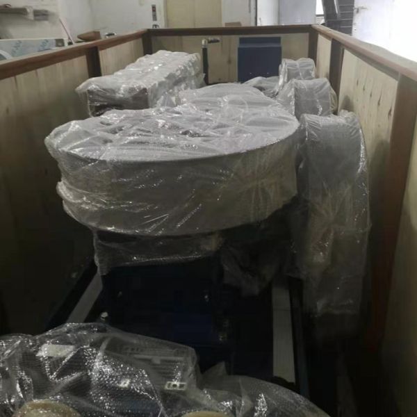 Автоматическая машина для стирки автомобилей Однорукая машина для стирки автомобилей с выходной мощностью 1500 Вт