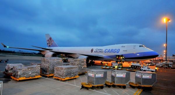 China Door To Door Freight Services United Dubai RU US UA UK worldwide