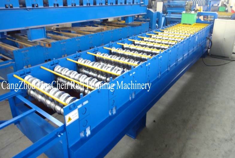 Крен листа толя металла Мицубиси гофрированный PLC формируя прочность выхода 550Mpa машины