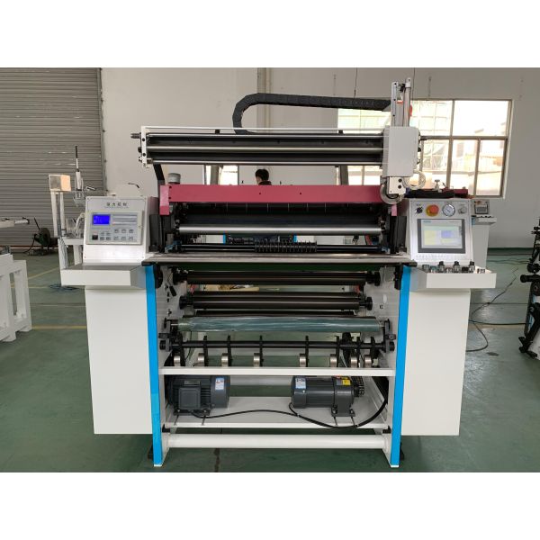 rolo do papel da posição de 900mm que corta a máquina 150m/Min do rebobinamento