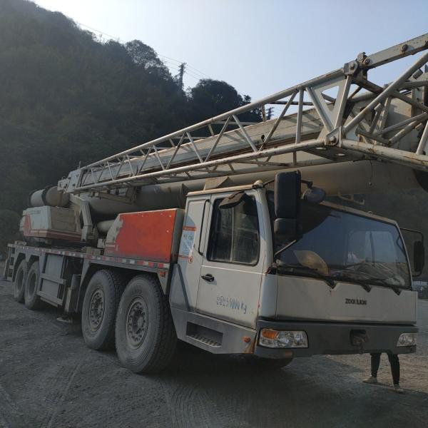 Poids de levage maximal 16 t XCT80 Zoomlion Machinerie de construction Grue lourde Grue de camion